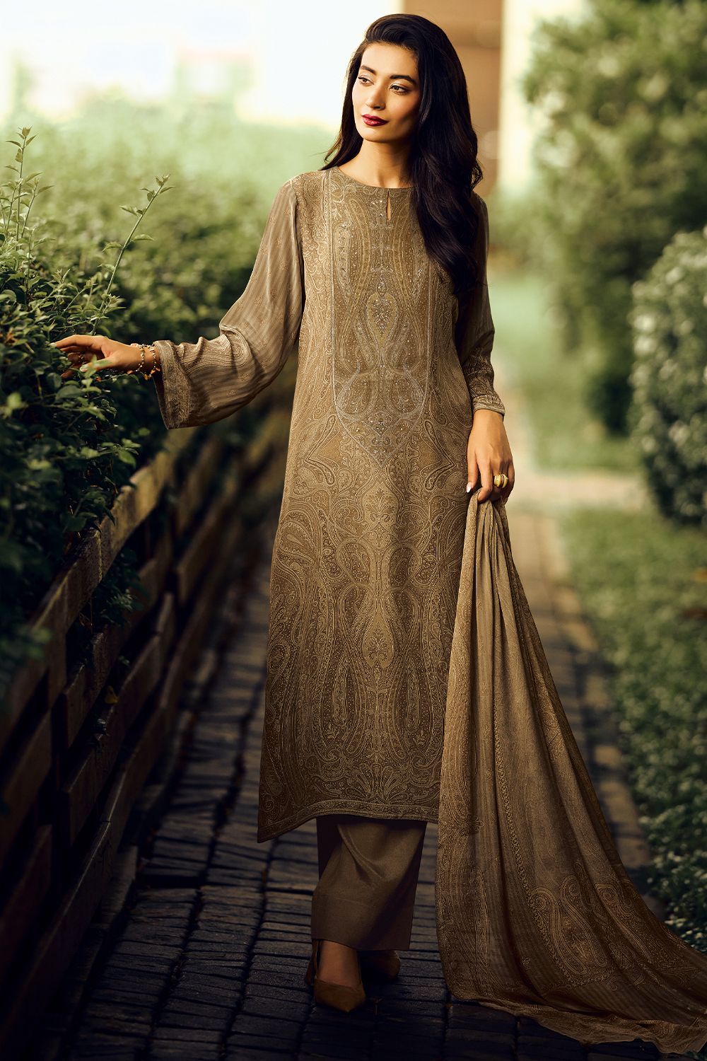 Oat Beige Muslin Silk Digital Printed Salwar Kameez Set 