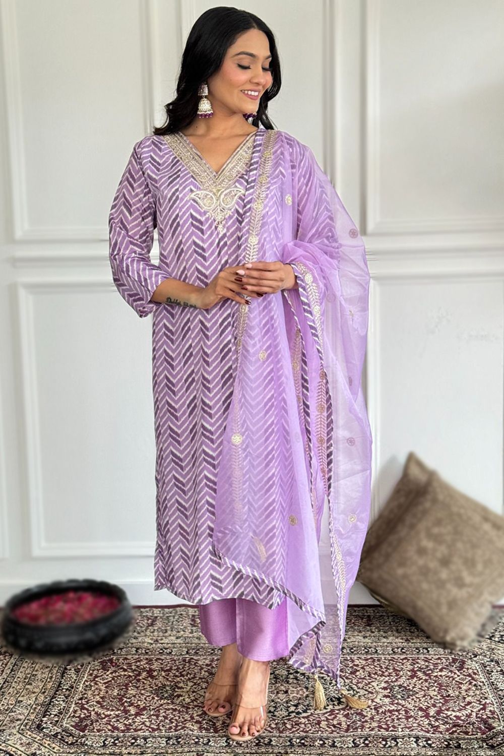 Lavender Silk Trouser Suit With Organza Dupatta