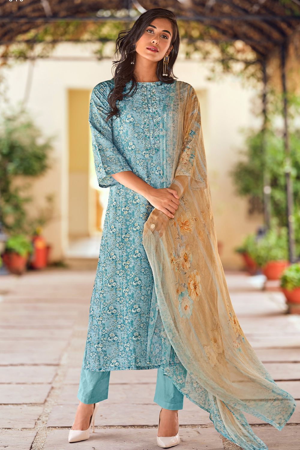 Blue Cotton Trouser Suit With Floral Print 