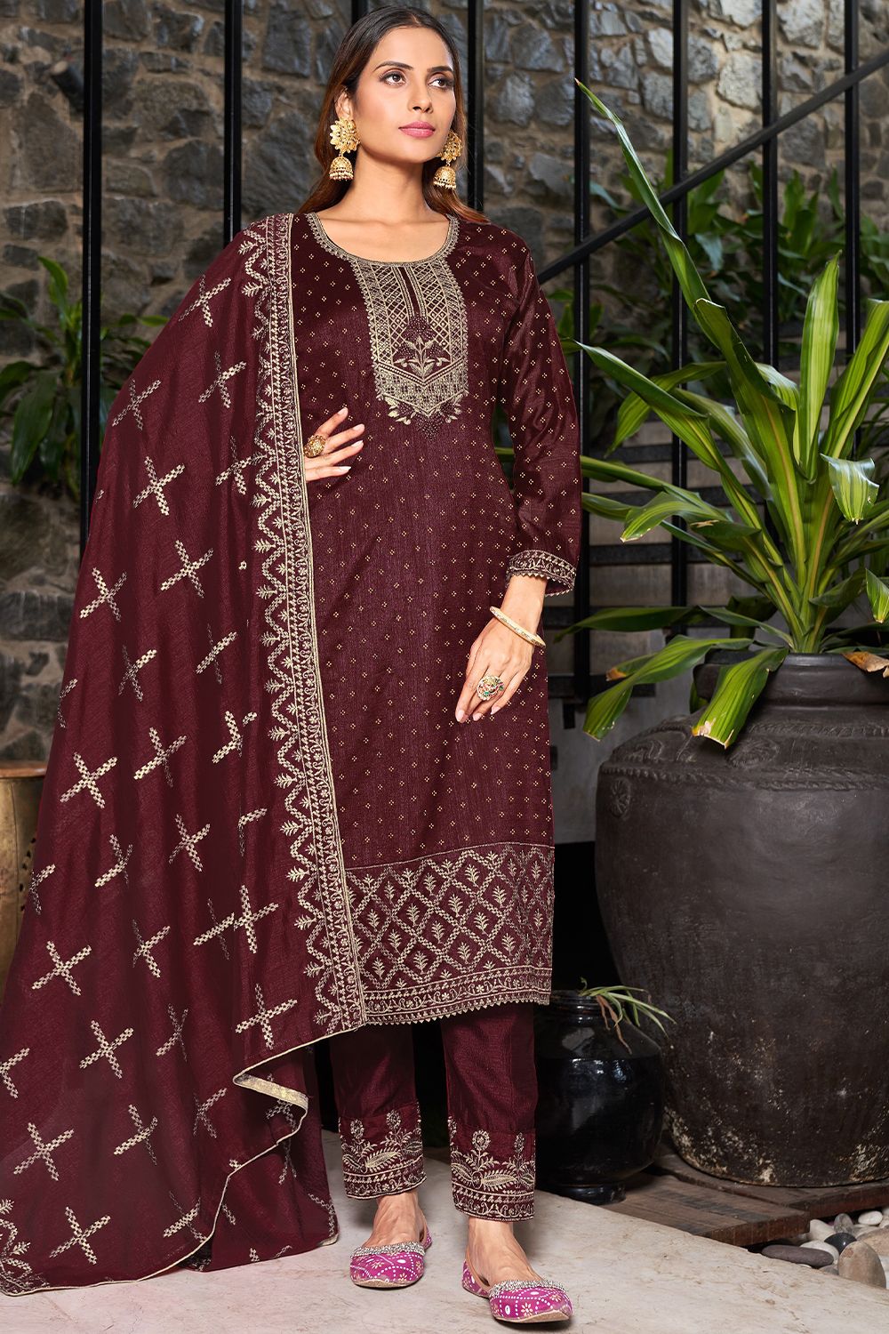Maroon Rayon Heavy Zari Embroidery Kurta Set