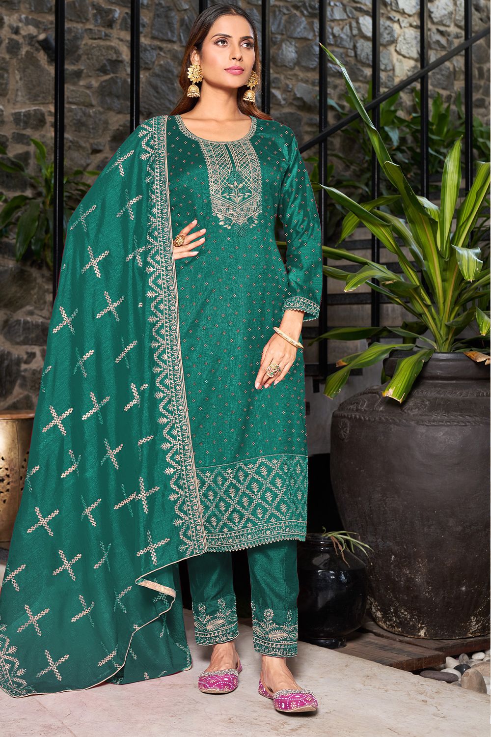 Green Rayon Heavy Zari Embroidery Kurta Set